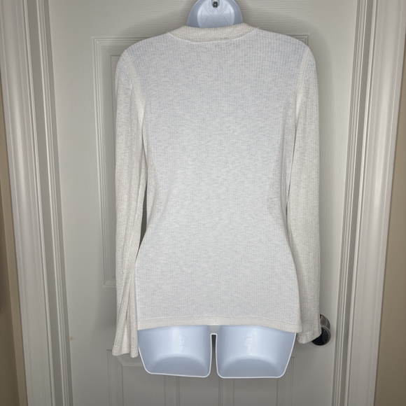 Doe & Rae Cream Button-Front Cardigan Medium - Picture 2 of 4